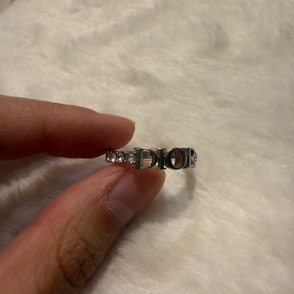Dior Silver Classic Ring with Elegant Design